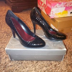 Womens size 7 Jessica Simpson High Heel